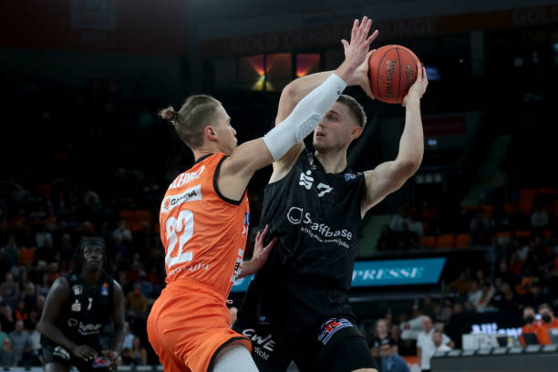 作令球迷为 作令球迷为