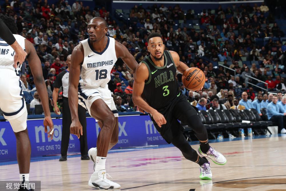 的项目之一 的项目之一