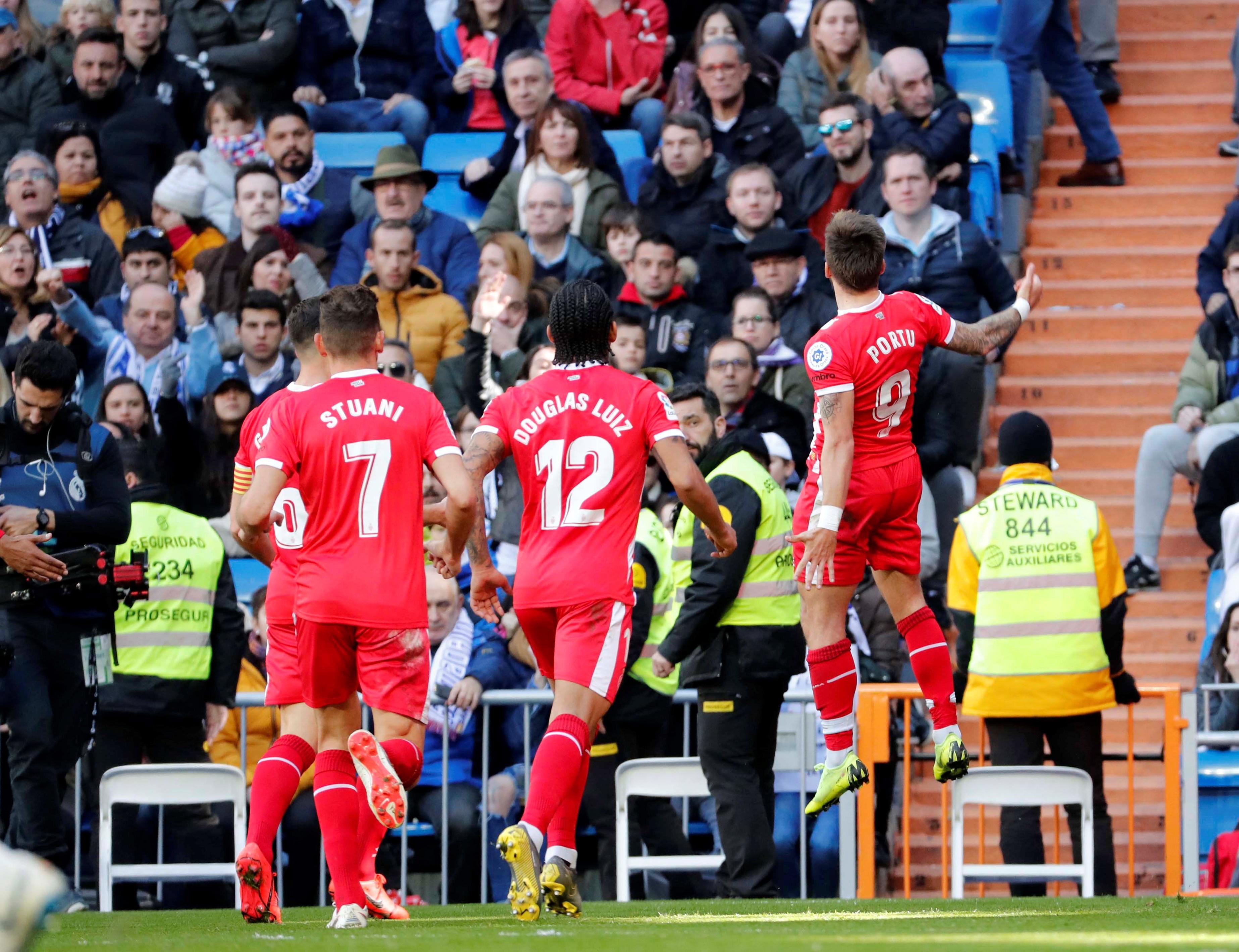 门对费尔明 门对费尔明